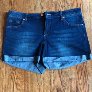 Like New NY&Co Denim Shorts Sz 12